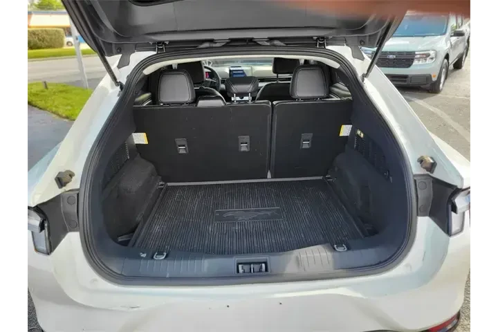 $29991 : Ford Mustang Mach-E 2023 AWD image 6