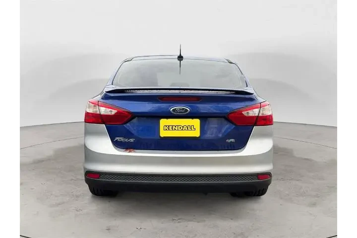 $6791 : Ford Focus 2012 SE 4dr Sedan image 3