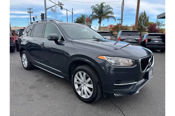 $13998 : 2016 XC90 T6 Momentum image 3