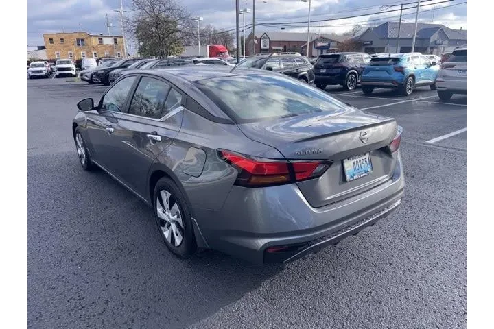 $21995 : Nissan Altima 2024 2.5 S 4dr image 4