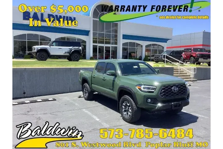 $30950 : Toyota Tacoma 2021 4x4 TRD O image 1