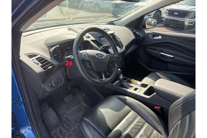 $18000 : Ford Escape 2017 AWD Titaniu image 8
