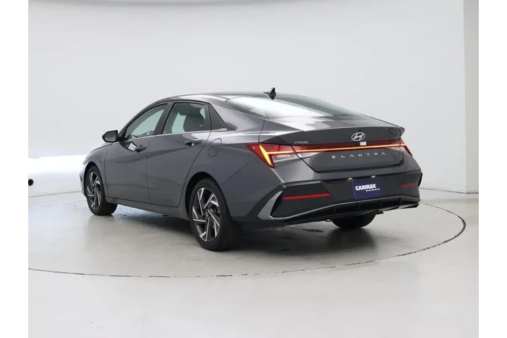 $22998 : Hyundai ELANTRA 2024 SEL 4dr image 2