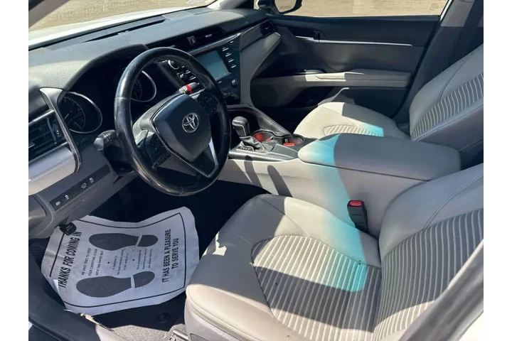 $18999 : 2020 Camry SE image 8
