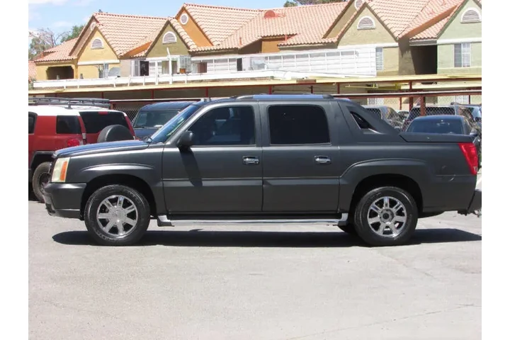 $9995 : 2005 Escalade EXT image 4