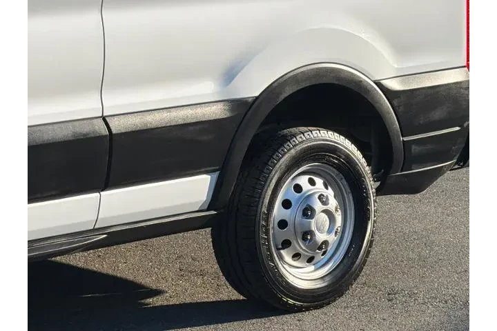 $39000 : Ford Transit 2023 AWD 250 3d image 6