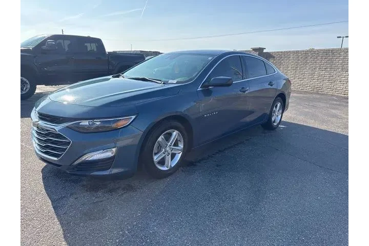 $22982 : Chevrolet Malibu 2025 LS 4dr image 3