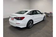 $26905 : Honda Civic 2024 Touring 4dr thumbnail