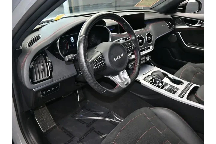 $37994 : Kia Stinger 2023 GT2 4dr Sed image 10