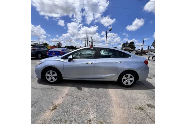 $11999 : 2017 Cruze LS Auto image 10