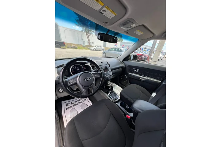 $8995 : Kia soul wagon image 4