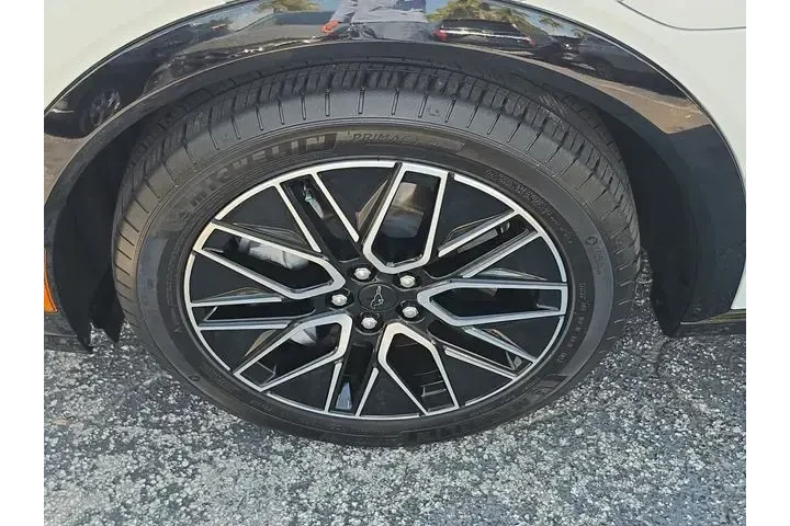 $31990 : Ford Mustang Mach-E 2024 Pre image 6