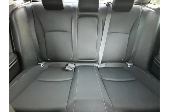 2016 Civic EX image 10