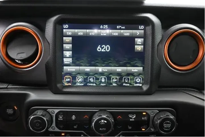 $33991 : Jeep Gladiator 2021 4x4 Moja image 9