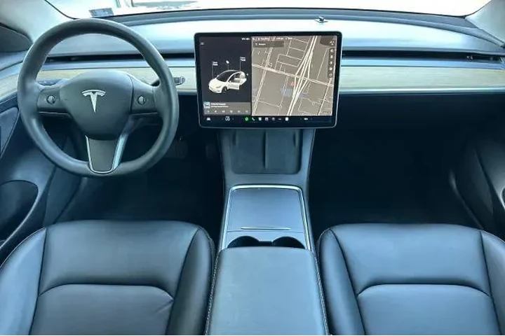 $19000 : Tesla Model 3 2021 Standard image 3