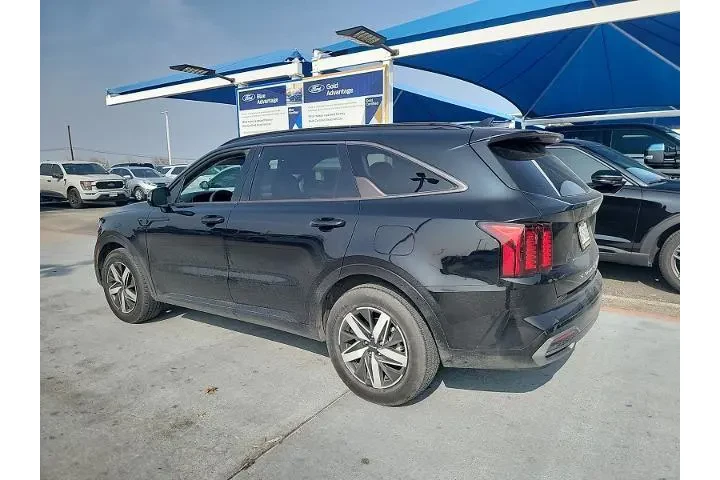 $22998 : Kia Sorento 2022 S 4dr SUV image 2