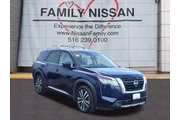 Nissan Pathfinder 2022 AWD P en Long Island