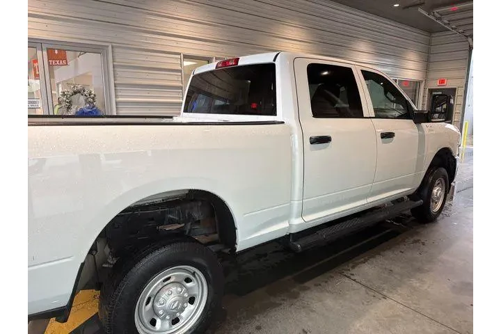 $37693 : Ram 2500 2024 4x4 Tradesman image 9