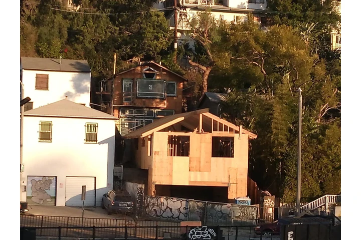 CONSTRUCTION image 7