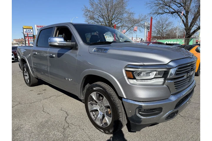 $30990 : Ram 1500 2021 4x4 Laramie 4d image 1
