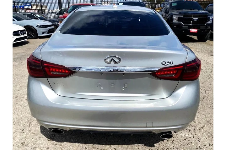 2019 Q50 3.0t LUXE image 5