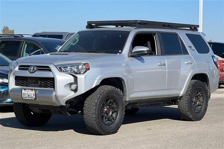 $34800 : 4Runner TRD Off-Road image 10