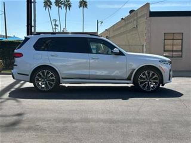 $49990 : 2021 BMW X72021 BMW X7 image 5