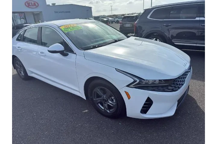 $18995 : Kia K5 2023 LXS 4dr Sedan image 6