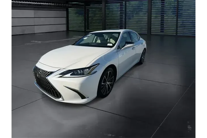 $38988 : Lexus ES 300h 2023 4dr Sedan image 4