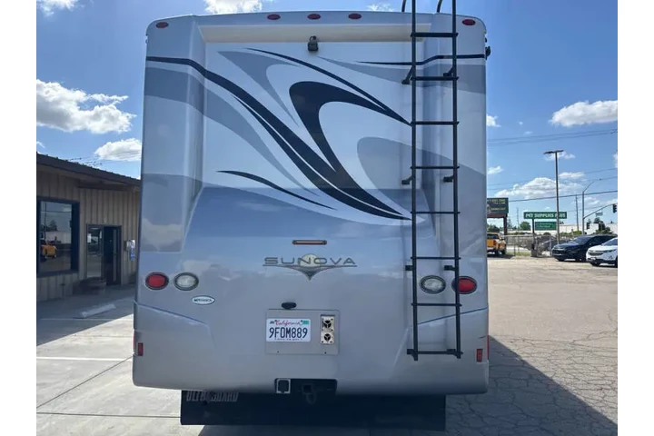 $52999 : 2013 Motorhome Chassis image 7