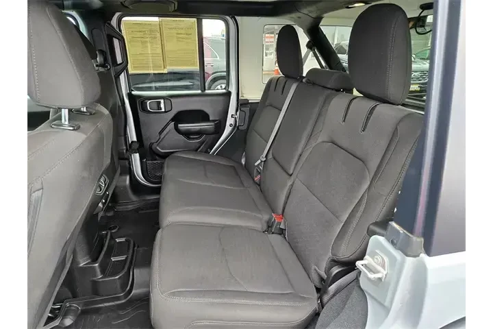 $26988 : Jeep Wrangler 2023 4x4 Willy image 7