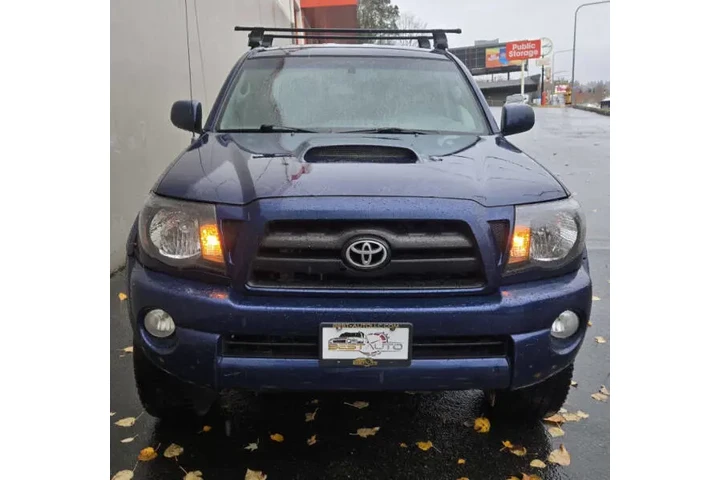 $8500 : 2007 Tacoma V6 image 4