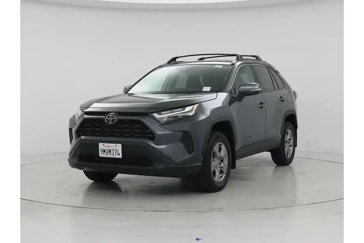 $35998 : Toyota RAV4 2024 AWD XLE 4dr image 4