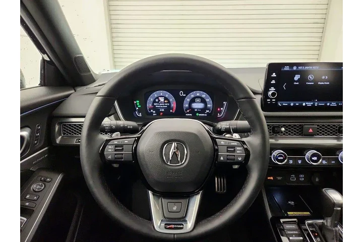 $32998 : Acura Integra 2024 4dr Liftb image 10