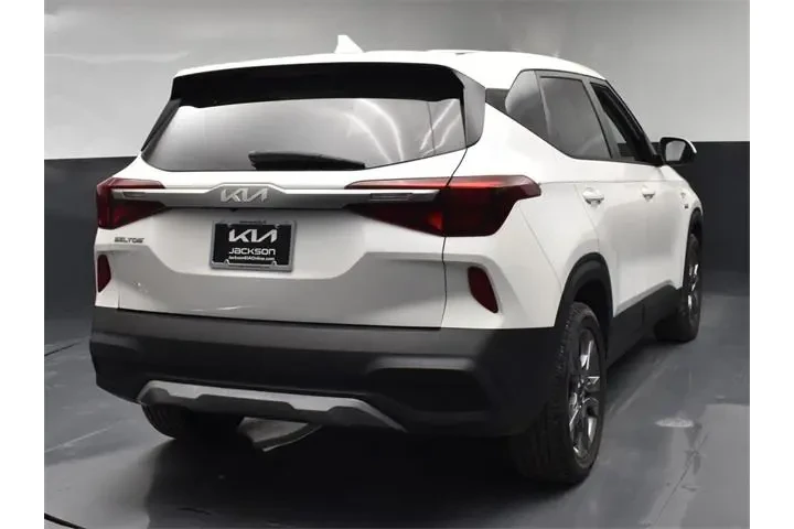$13774 : Kia Seltos 2022 AWD LX 4dr S image 7