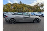 $22544 : Hyundai ELANTRA 2023 N Line thumbnail