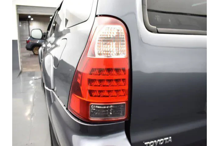 $15995 : Toyota 4Runner 2007 SR5 4dr image 8