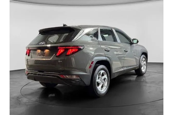 $23736 : Hyundai TUCSON 2024 AWD SE 4 image 4