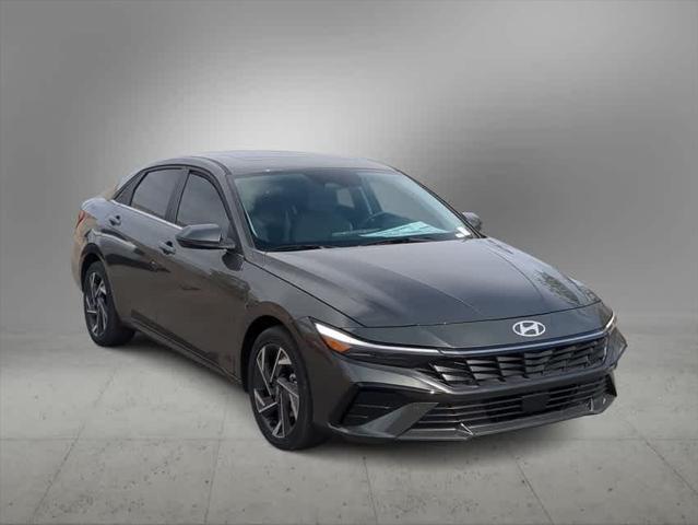 $29660 : New 2024 Hyundai ELANTRA HYBR image 8