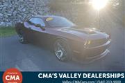 PRE-OWNED 2022 DODGE CHALLENG en Madison WV