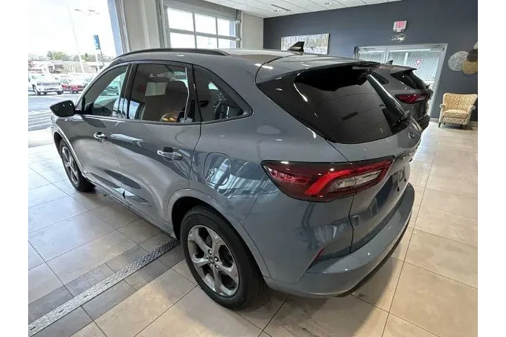 $26342 : Ford Escape 2024 AWD ST-Line image 5