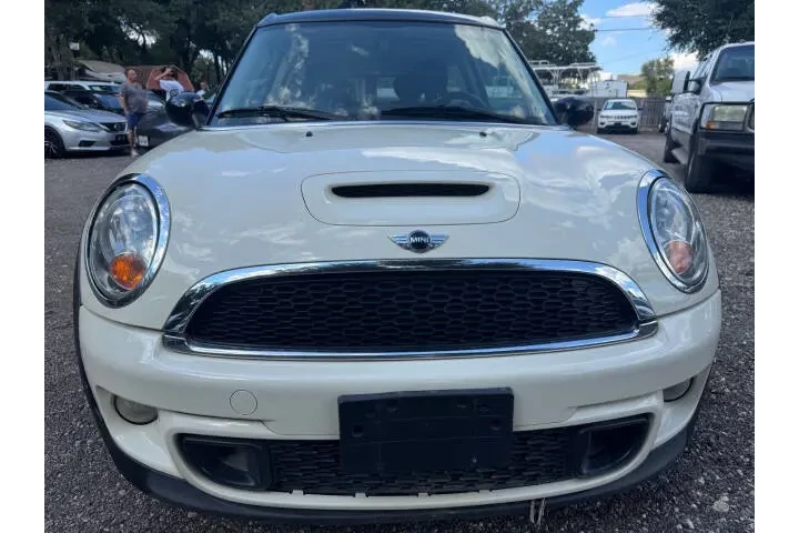 $6995 : 2011 MINI Cooper Clubman image 3
