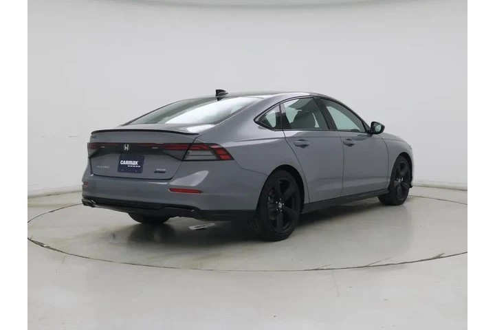 $31998 : Honda Accord Hybrid 2023 Spo image 8