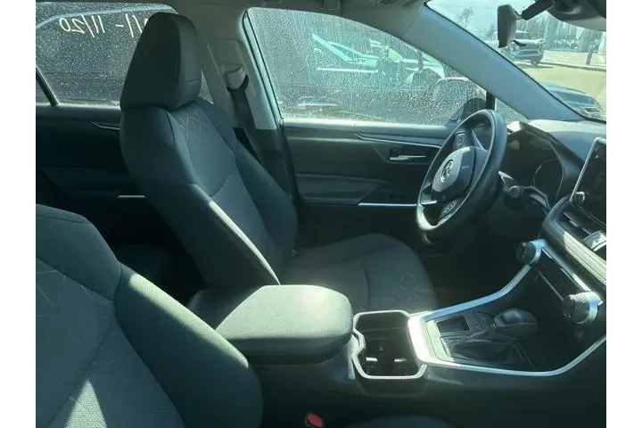 $27926 : Toyota RAV4 2024 XLE 4dr SUV image 7