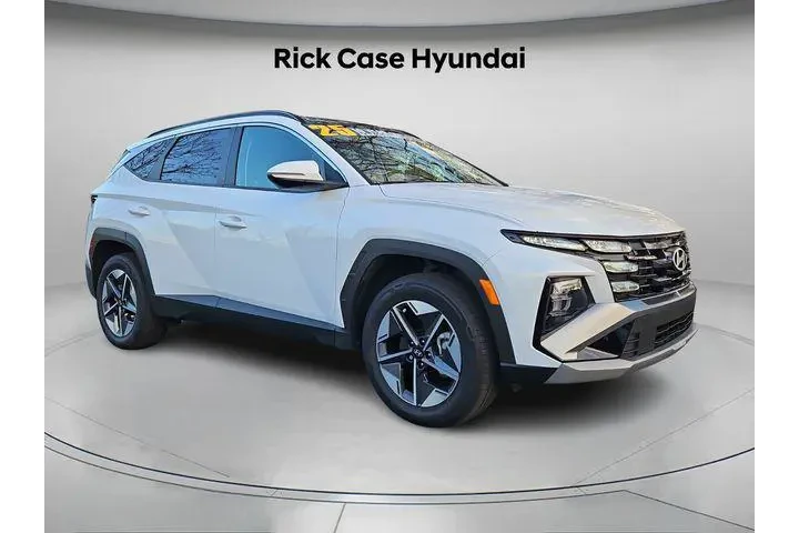 $30593 : Hyundai TUCSON Hybrid 2025 A image 9