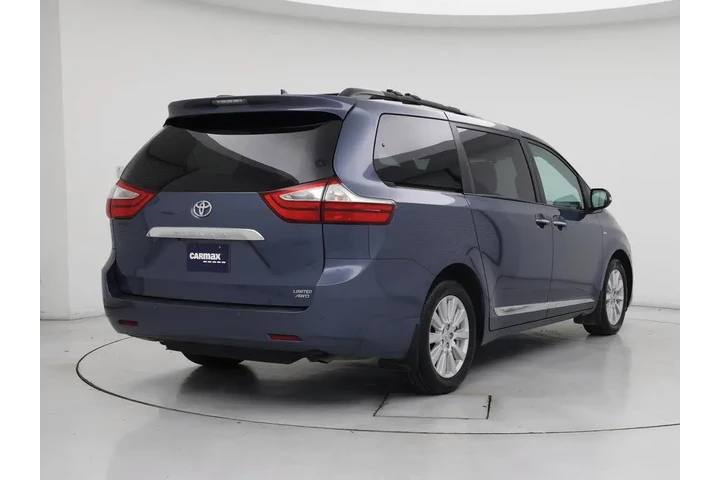 $29998 : Toyota Sienna 2017 AWD XLE 7 image 8