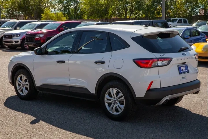 $15350 : 2020 Escape S image 7