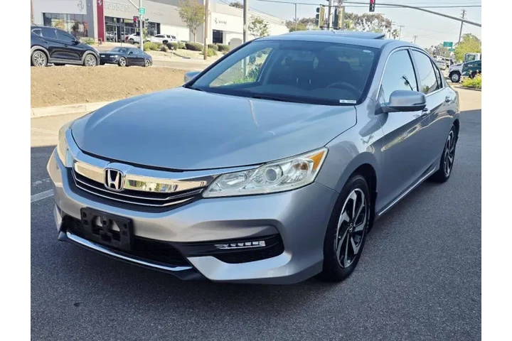 $12950 : 2017 Accord EX image 10
