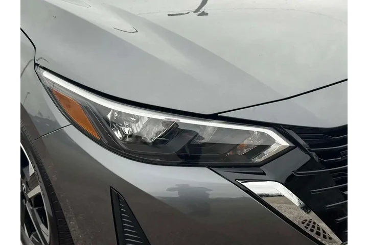 $17995 : Nissan Sentra 2025 SV 4dr Se image 9