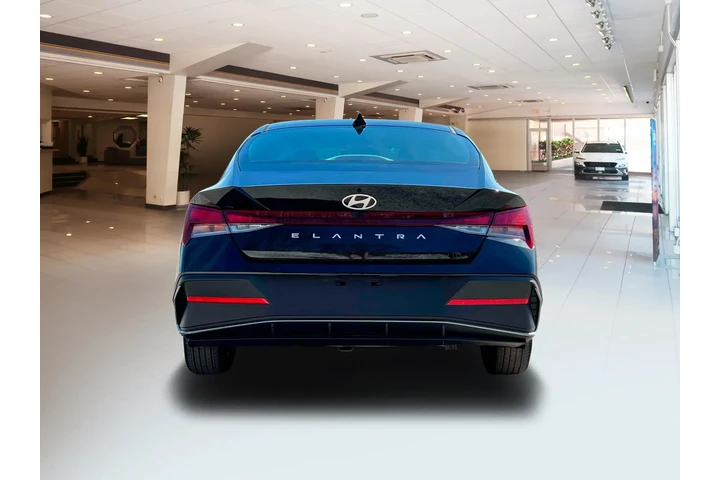 $24995 : Hyundai ELANTRA 2024 SEL 4dr image 6
